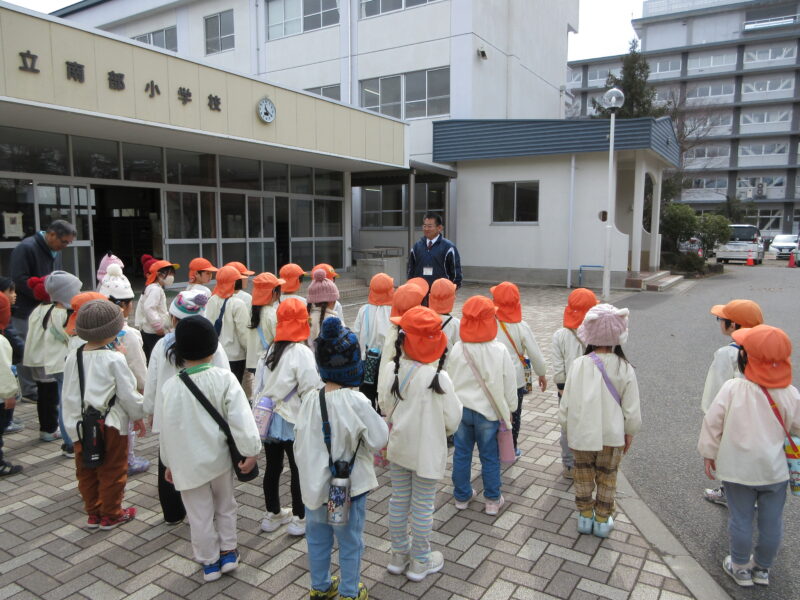 年長　小学校へ訪問！！